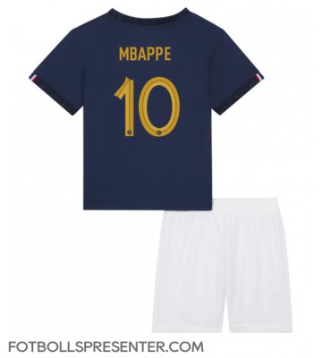 Frankrike Kylian Mbappe #10 Hemmatröja Barn VM 2022 Kortärmad (+ korta byxor)